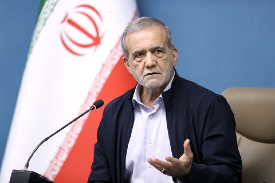 پزشکیان: پروژه انتقال آب، نیاز صنایع و مردم اصفهان را تأمین می‌کند